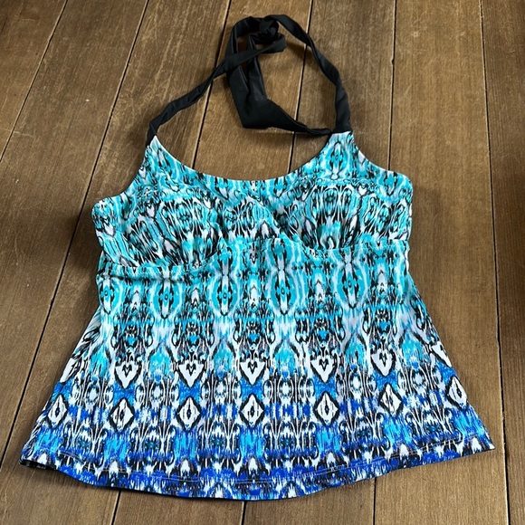 NWT Cupshe Tankini Top Size large - Picture 1 of 4